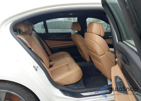 2012 BMW 740Li z USA, uszkodzony, nr VIN WBAKB4C53CC576828